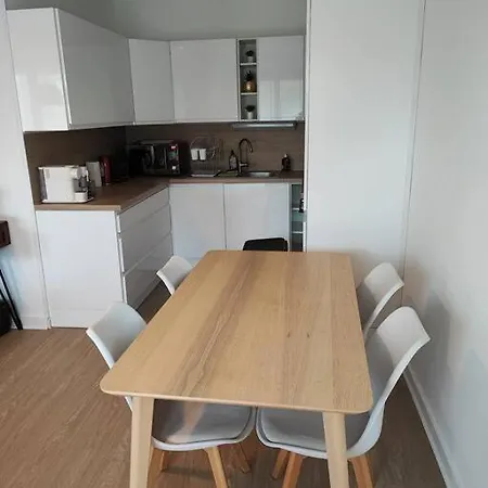 Sweet Apartment *