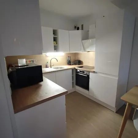 Sweet Apartment *